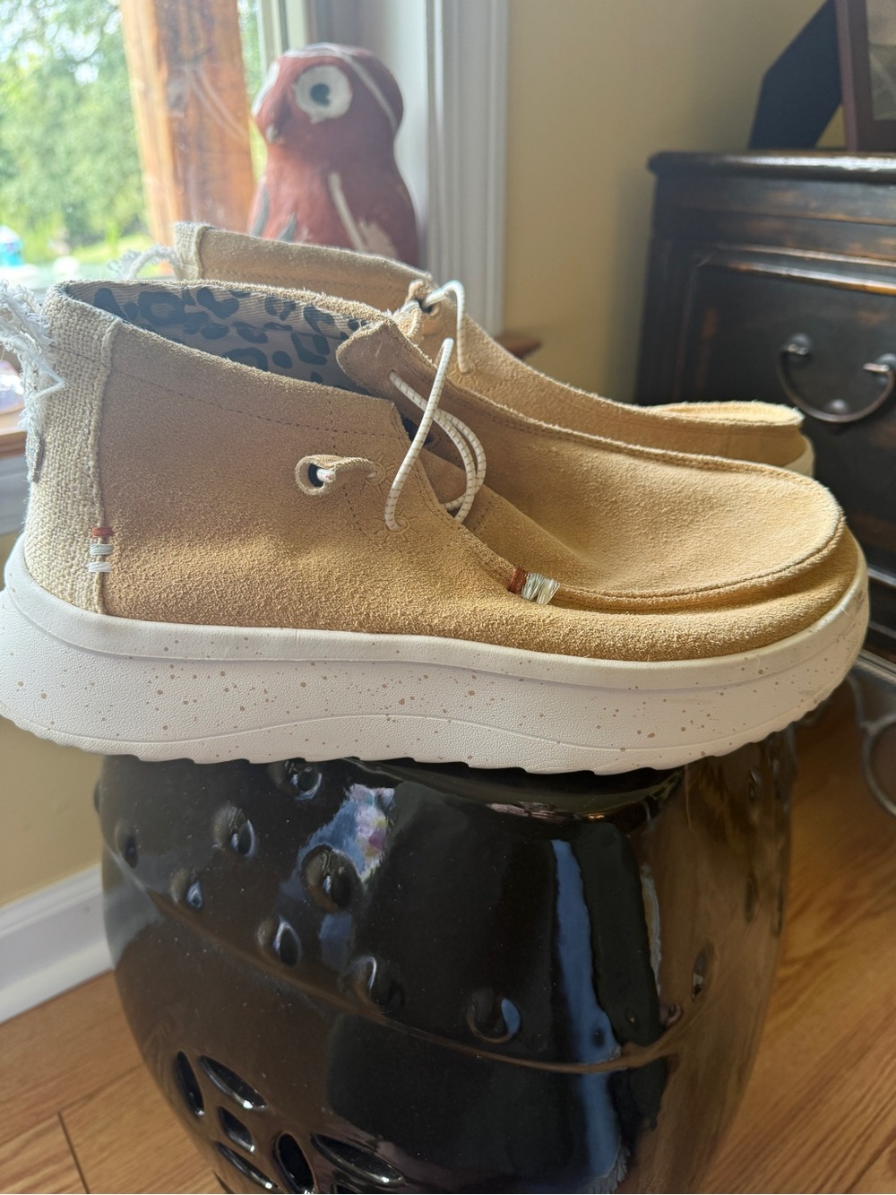 HEYDUDE Wendy Peak Hi Suede Shoes Women’s 11 Tan Platform Moc Toe